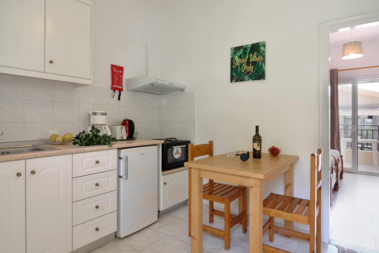 Makris Apartments Arillas  Eksteriør bilde